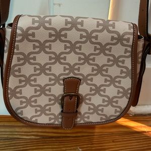 SAM EDELMAN Signature Saddle Bag Crossbody Purse Logo Print Sand Beige